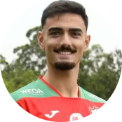 Jogador Mateus Cadorini, destaque no futebol profissional